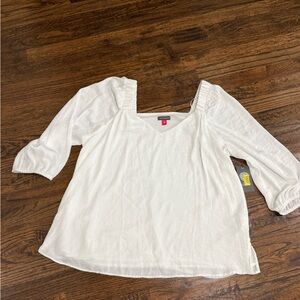 NWT Vince Camuto White flowy V-Neck 3/4 Sleeve Blouse 1X